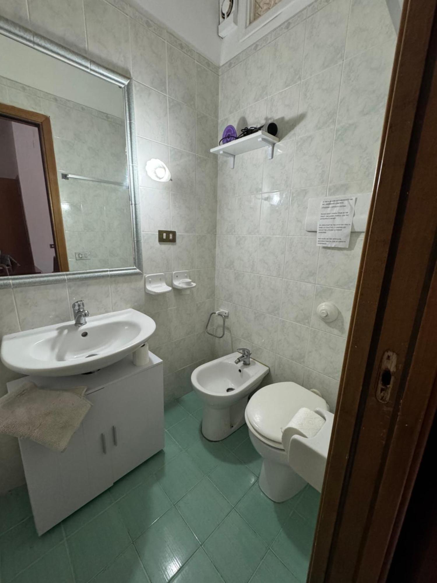 Na Za' Pina Apartment เชฟาลู ภายนอก รูปภาพ